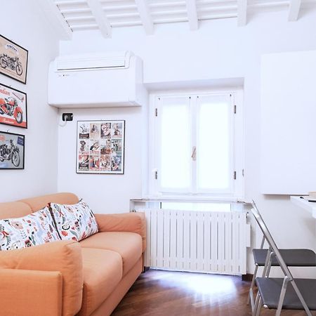 Easylife - Delizioso Monolocale In Brera/Duomo Apartman Milánó Kültér fotó