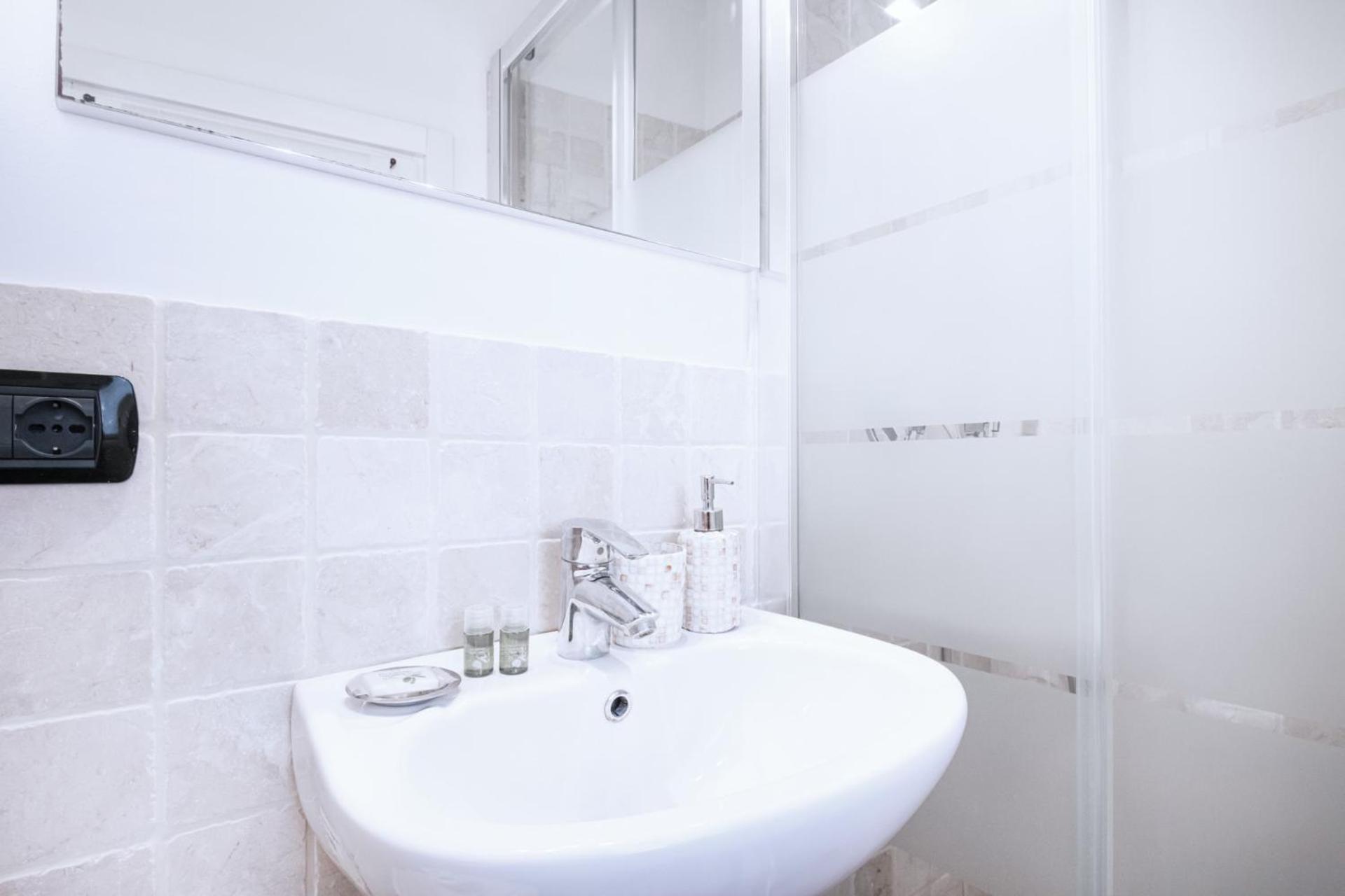 Easylife - Delizioso Monolocale In Brera/Duomo Apartman Milánó Kültér fotó